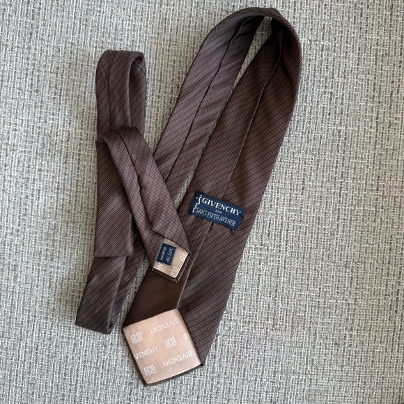Givenchy Dark Brown Diagonal Striped Tie 100% Silk - Picture 2 of 3